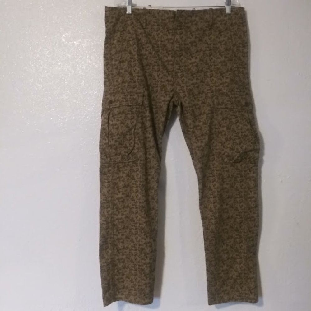 Levi's slim straight men's cargo pants size 36/30